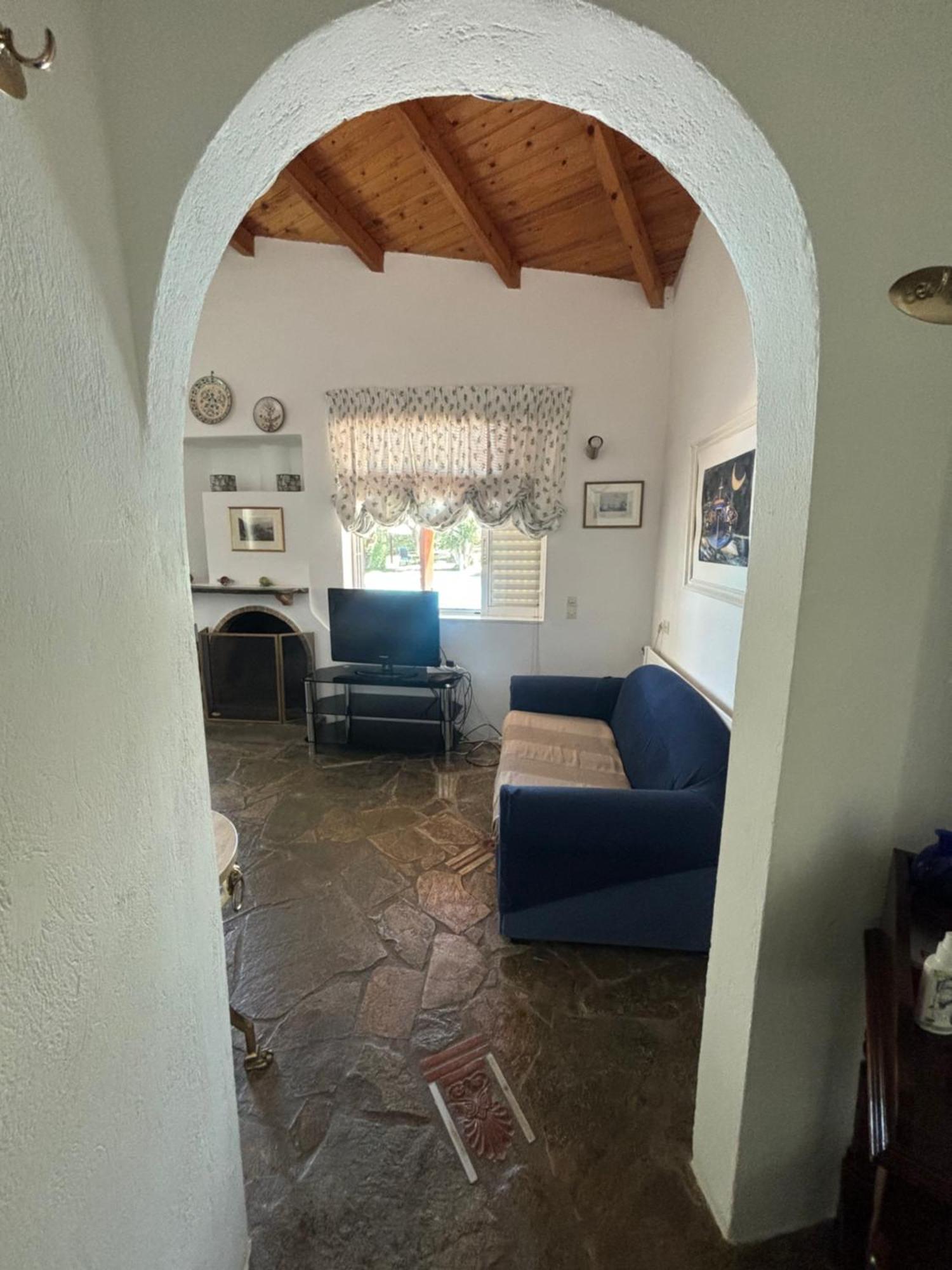 Country House With Pool And Big Garden Oropos Luaran gambar